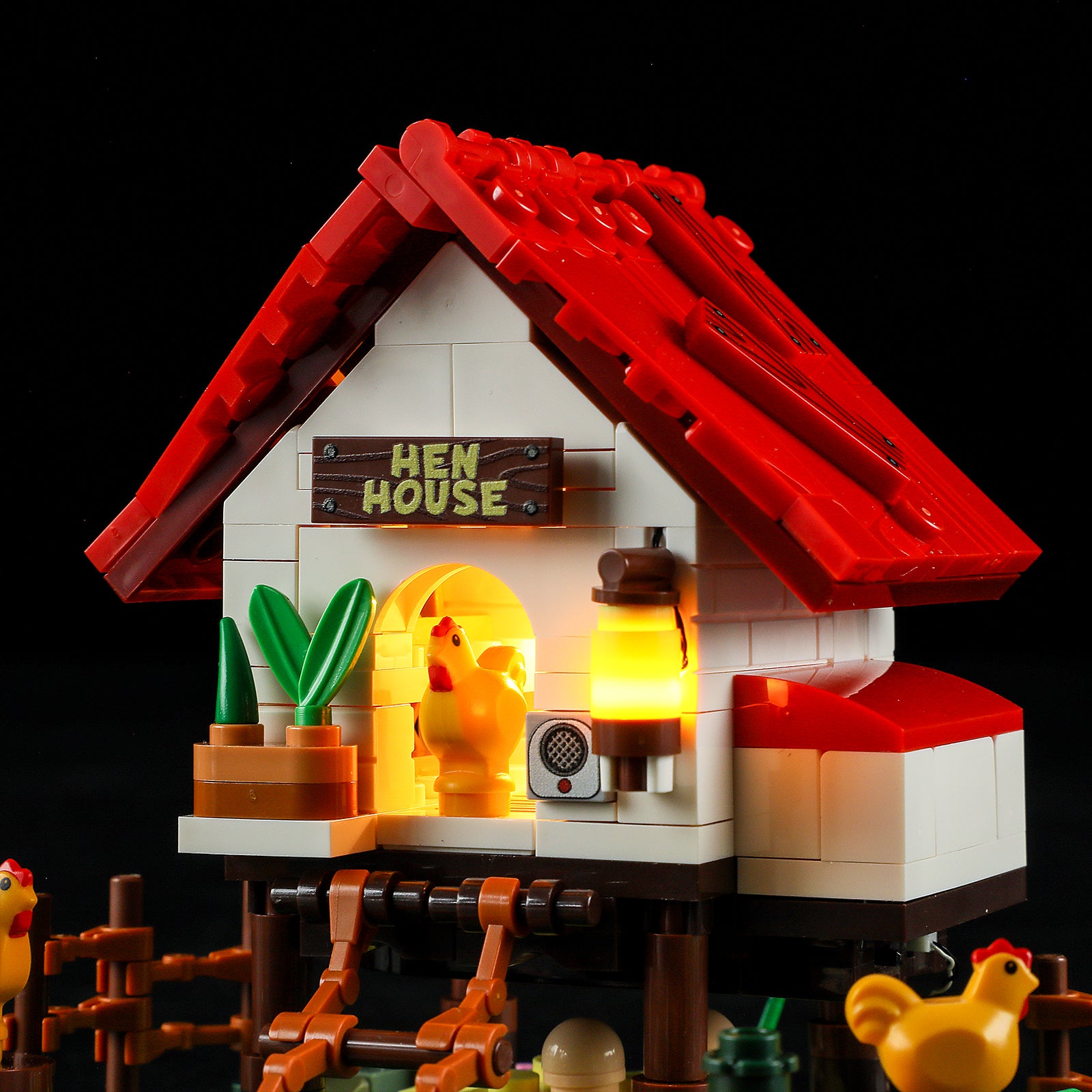 Funwhole The Hen House building blocks - Farm Life Chicken Henhouse and Animal Collection LED Light Construction Building Model Set 323 Pcs for Adults and Teen