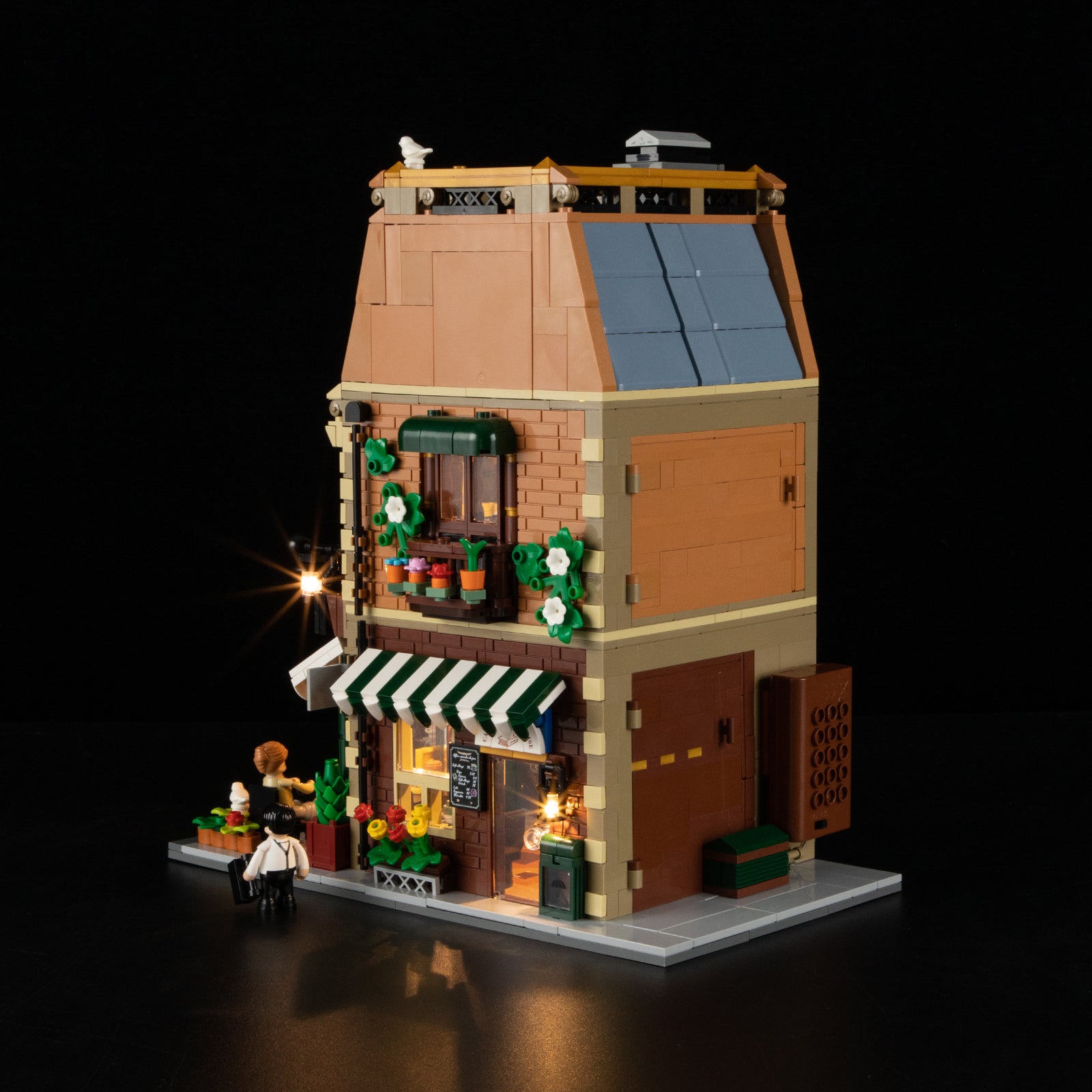 Funwhole Book-Cafe Lighting Building-Bricks Set - City Town Coffee House LED Light Modular Construction Building Model Sets 1718 Pcs for Adults and Teen