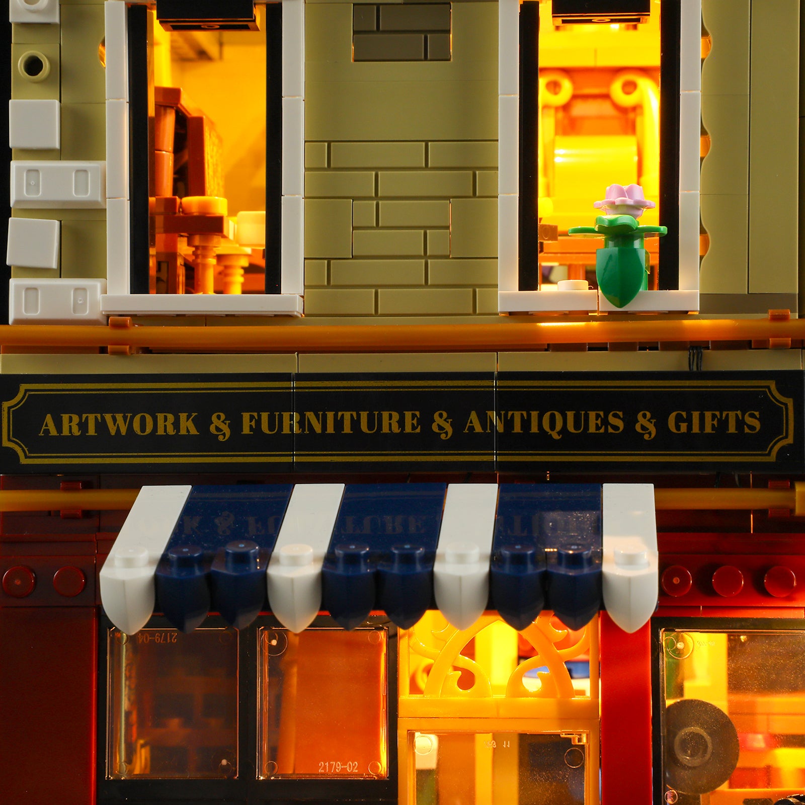 FUNWHOLE Antique-Store Lighting Building Bricks Set - City Town Corner Collectibles Shop LED Light Modular Building Model Set 2847 Pcs for Adults and Teen